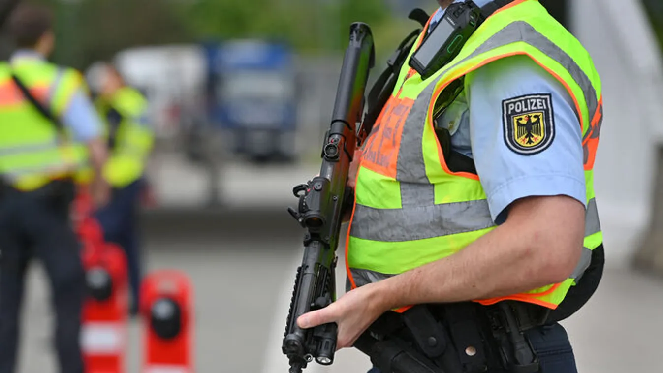 Megkéseltek egy diáklányt Bécsben