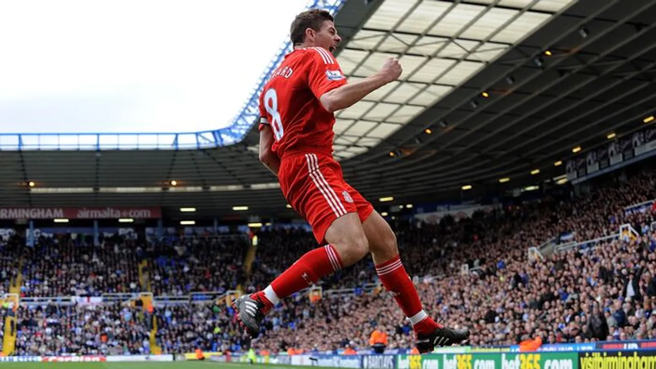 Szoboszlai a védelemben ragadhat? Gerrard megmondta a tutit