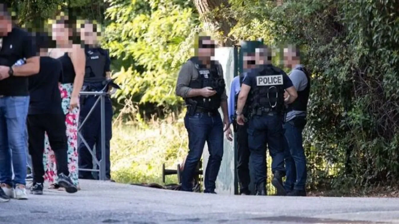 Franciaország: bozótvágóval támadt iskolásokra egy migráns