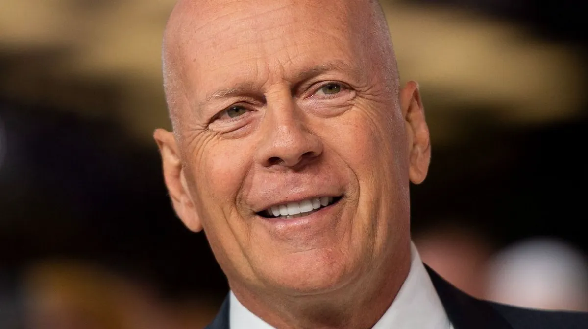 Bruce Willis a lányai karjaiban talál nyugalmat 