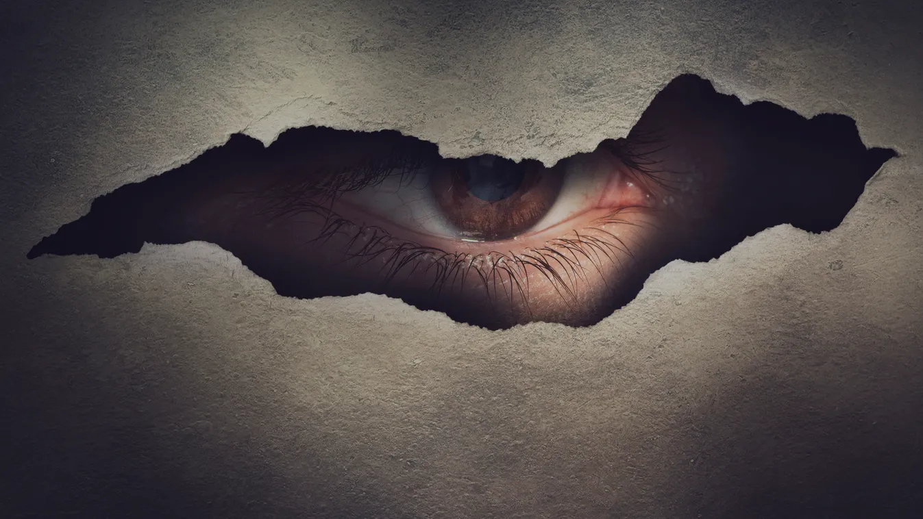 Öltözőben filmezte a nőket egy szexuális ragadozó