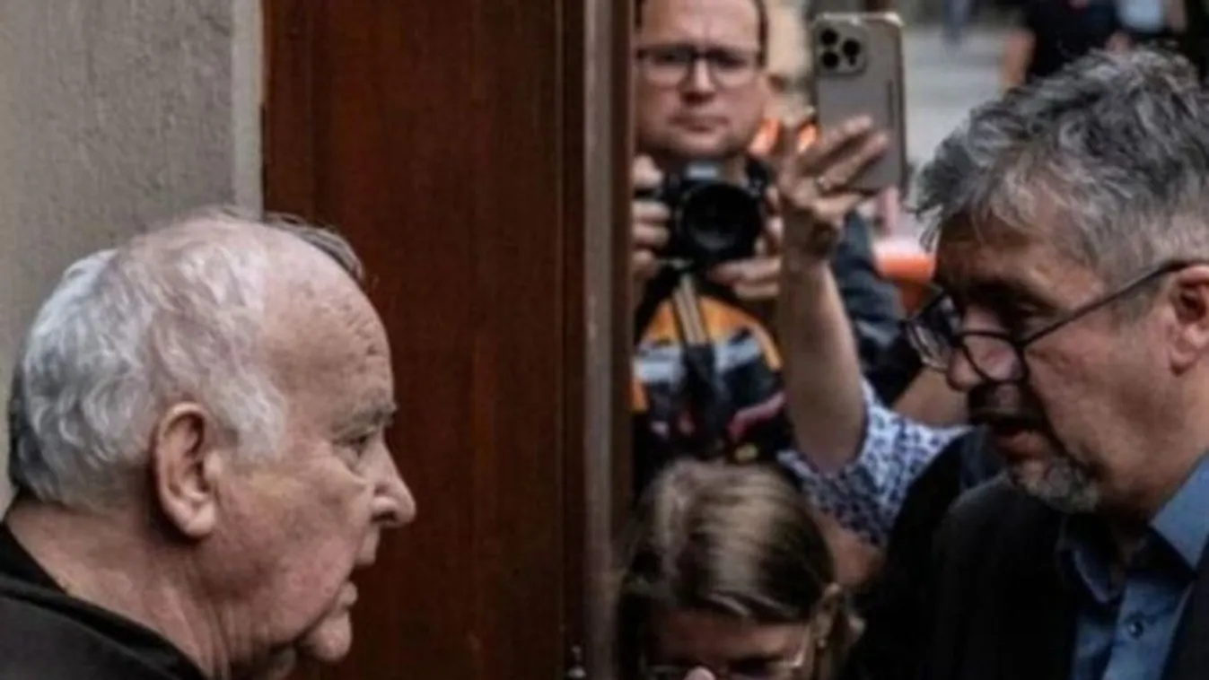 Cigányozott! A baloldalon is nekimentek Hadházynak