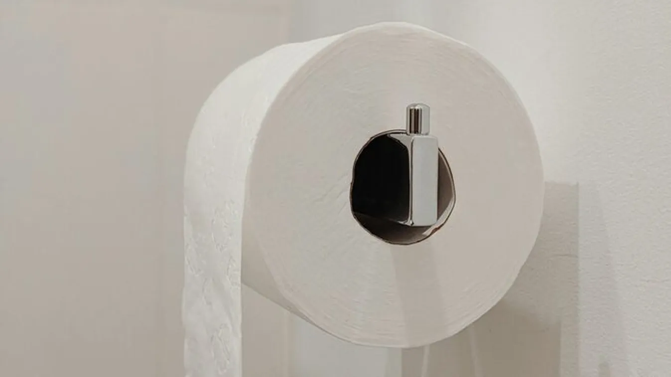 Játszótereket csinál össze a kazincbarcikai fosófantom