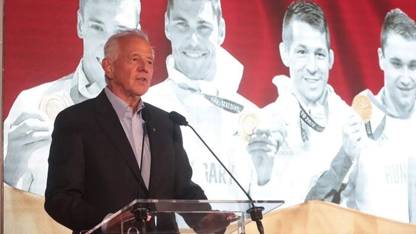 Schmitt Pál: a cél az, hogy érezzük az egységben az erőt