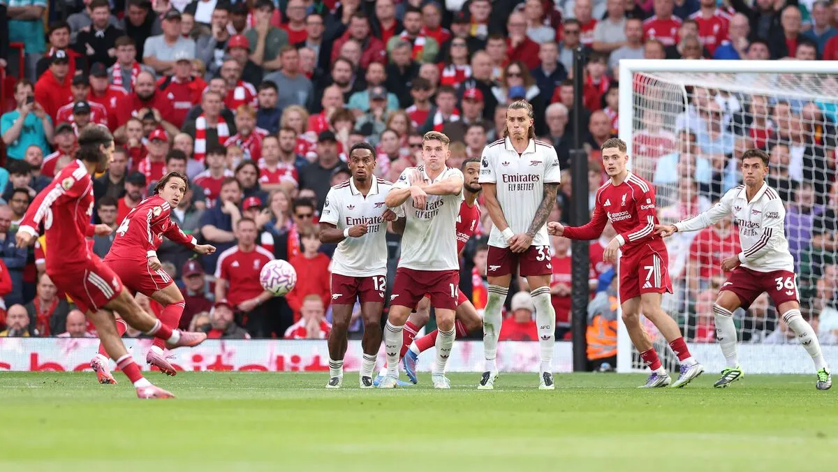 Szoboszlai Dominik a Liverpool-Arsenal rangadót ezzel a szabadrúgás góllal döntötte el.