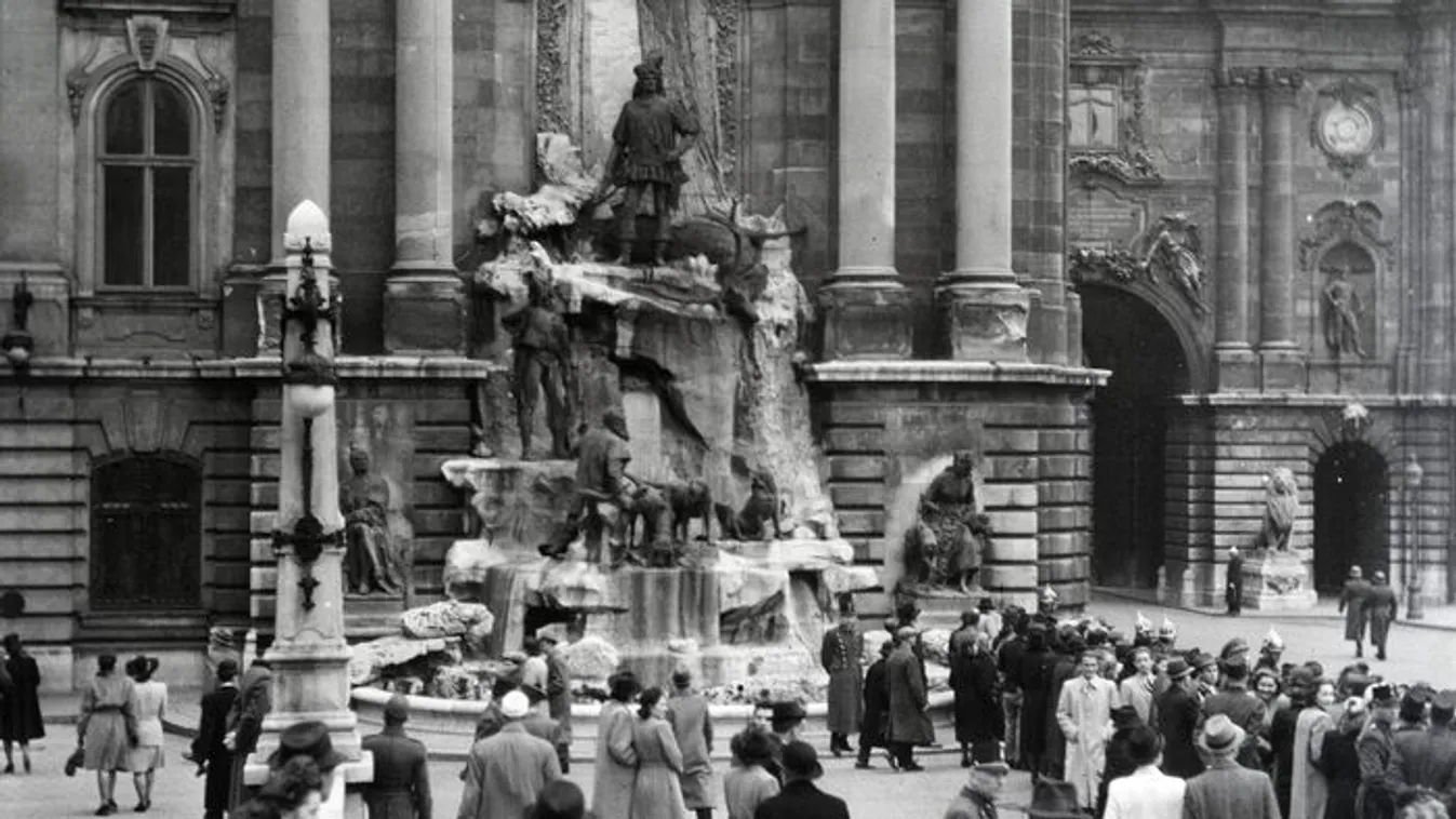 Ilyen volt és ilyen most a Budavári Palotanegyed