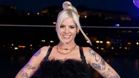 Hűha, Metzker Viki lyukas bikiniben szexizik