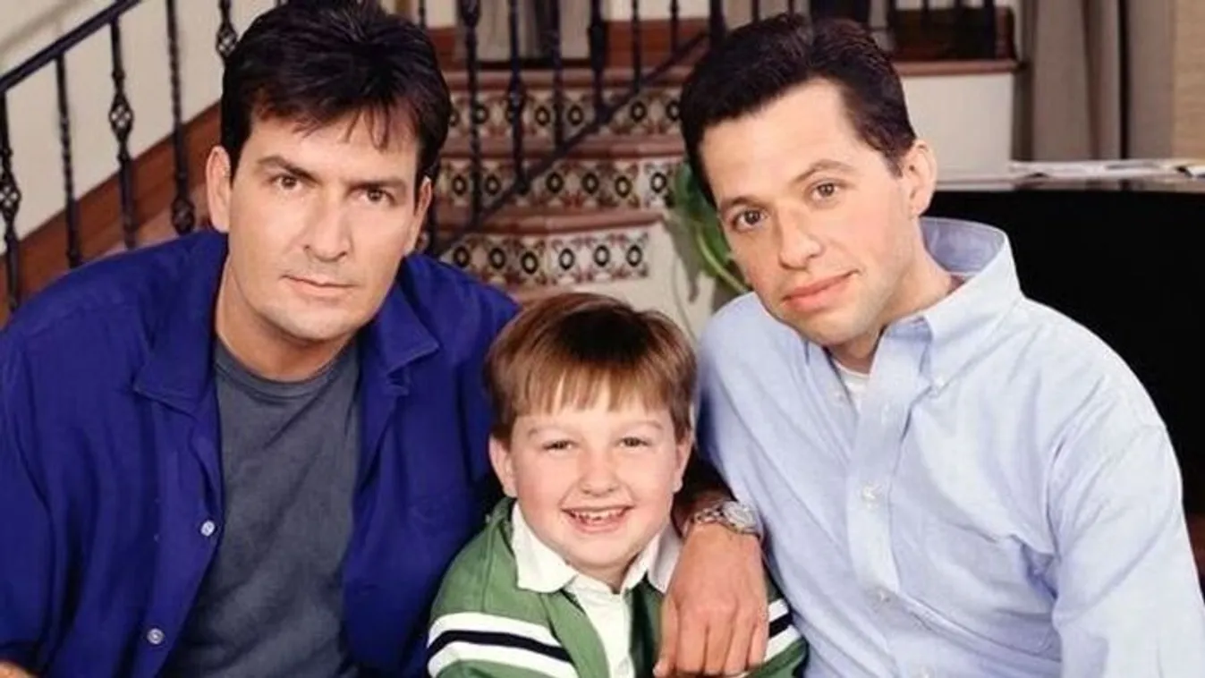 Tiszta vizet önt a pohárba Charlie Sheen, ezt gondolja a Két pasi – meg egy kicsiben szereplő színésztársáról