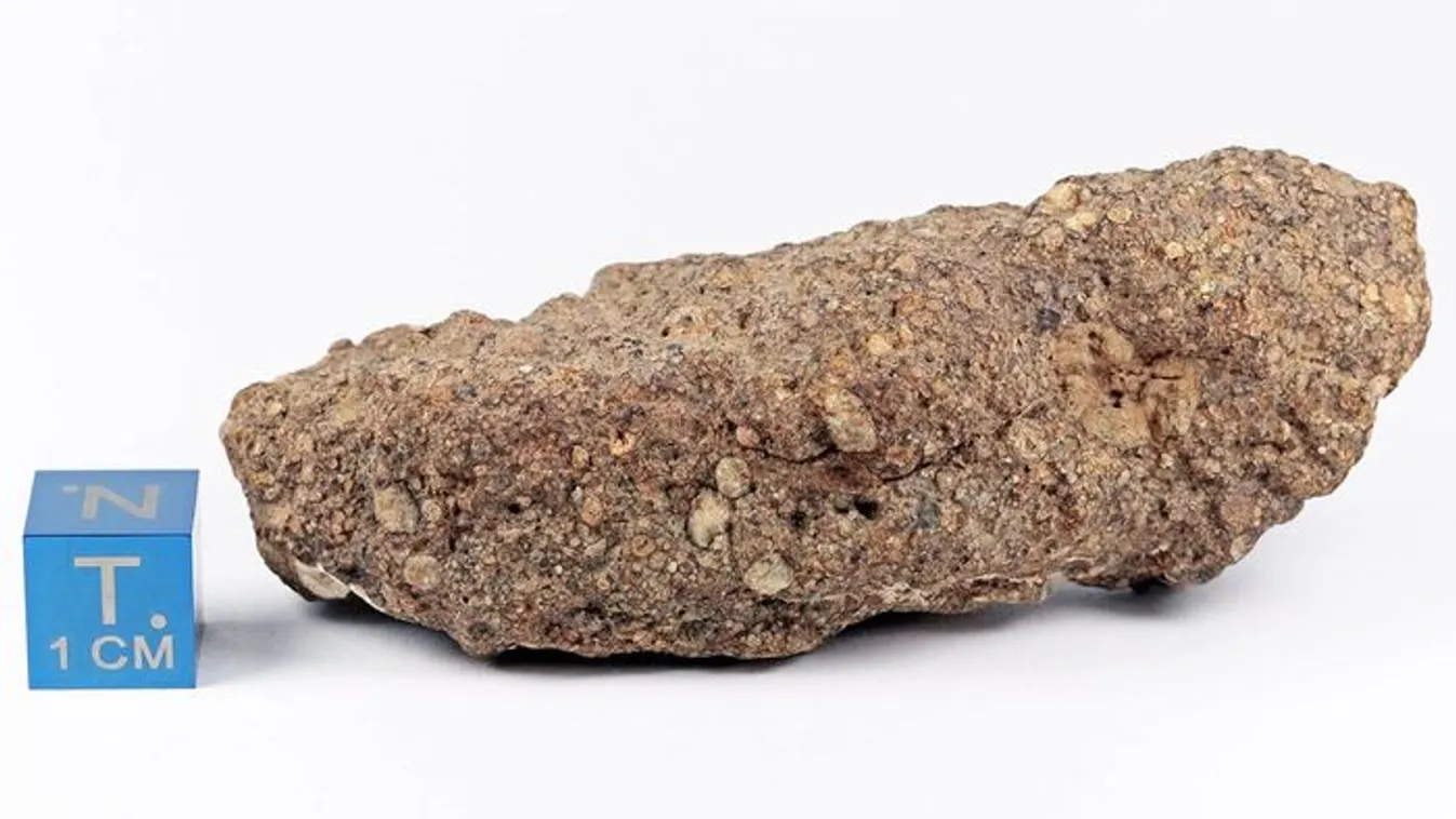 Világszenzáció: tízmilliókat ér ez a magyar űrkő – Fotó!