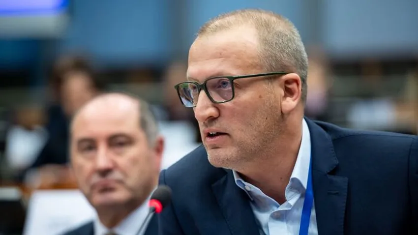 A lengyel példa alapján akar cirkuszolni a Tisza Párt