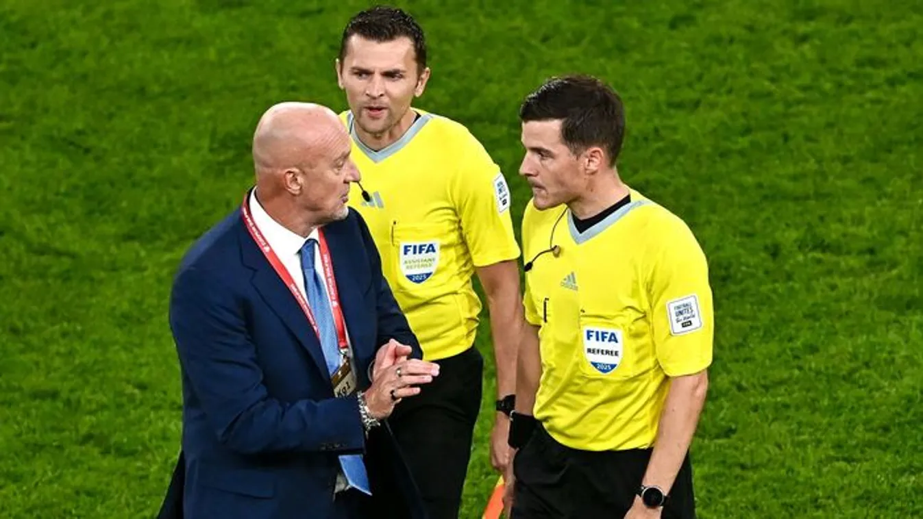 Egyértelműen a magyar csapatot sújtotta a bíró Írországban