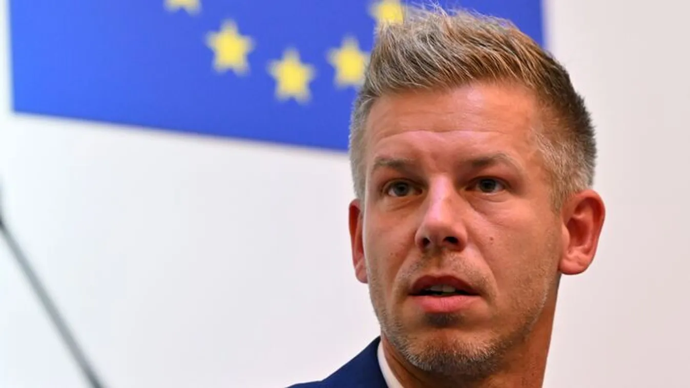 Nyári mérleg: a jobboldal fel - a Tisza Párt kikészült