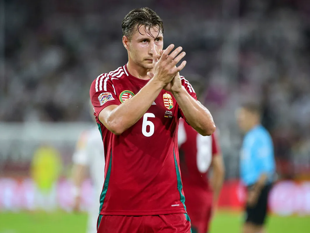 Orbán Willinek túl kevés súly volt a válogatott edzőtermében, ezért kijárt az Eb-főhadiszállásról