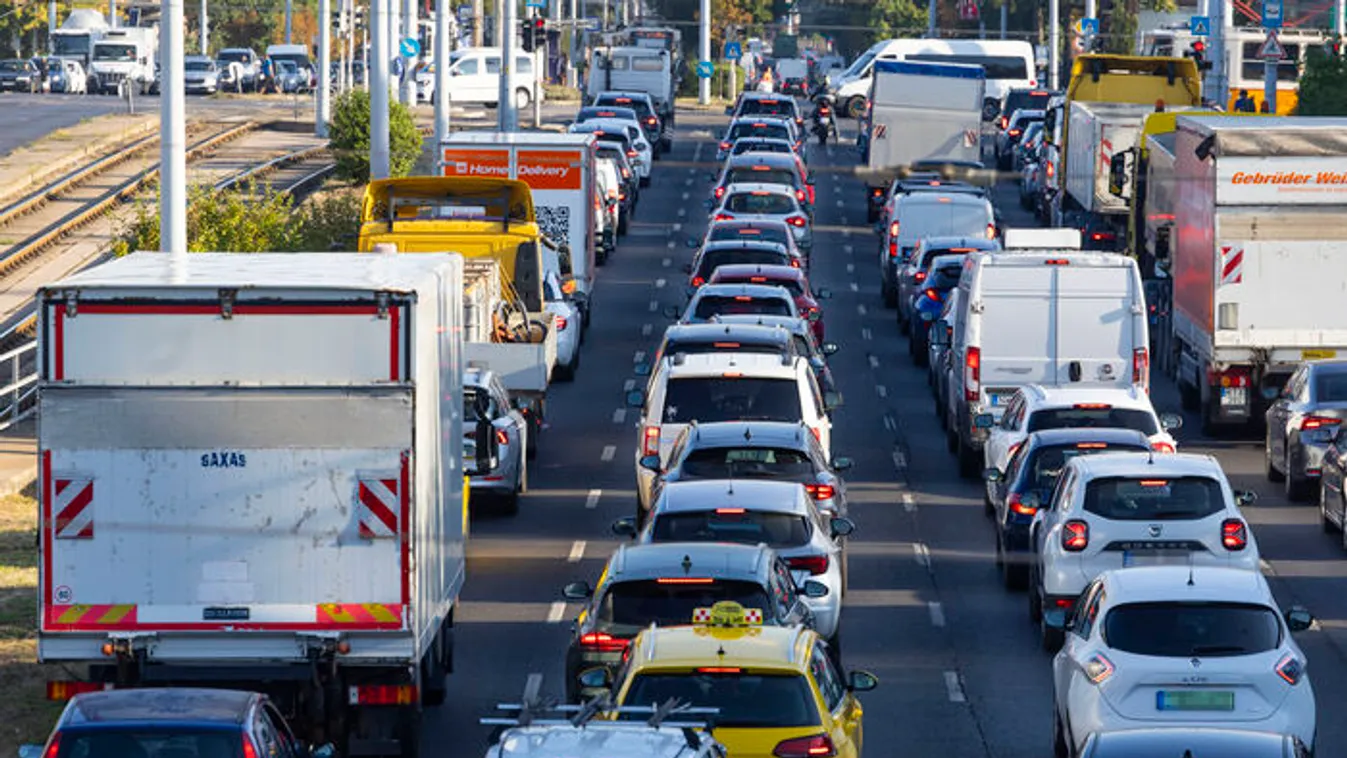 Már korán reggel torlódás várható az autópályákon