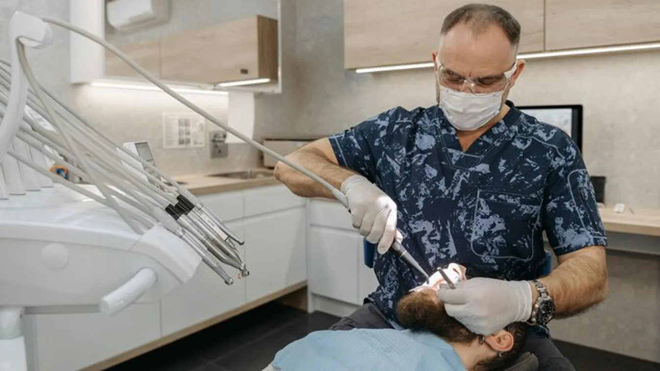 Sokkoló: Rémálommá vált az élete egy fogorvosi kezelés miatt