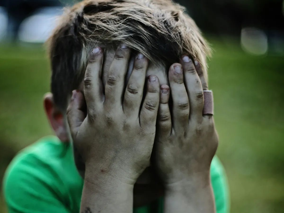 A kisgyerek gyors gondolkodása megmentette az osztálytársát