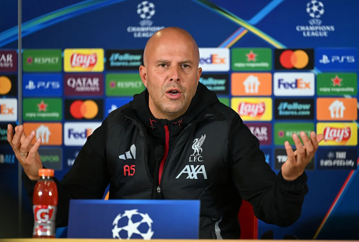 Arne Sloton múlik, hogy kettő vagy három magyar játékos lesz egyszerre a pályán a BL-ben