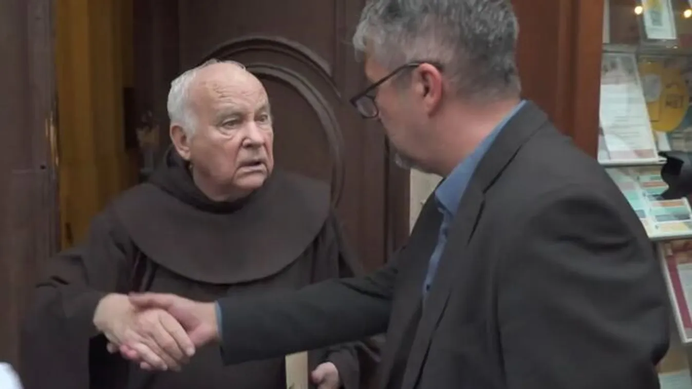 Hadházy Ákosék nem értik, miért harangoznak egy templomban