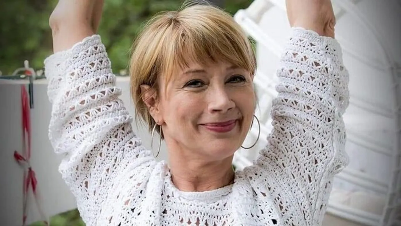 58 évesen kezdett el rúdtáncolni a magyar színésznő