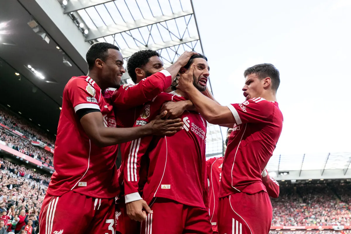 Mindenki Szoboszlait ünnepli az álomgólja után, de Carragher dicséretének aligha örül