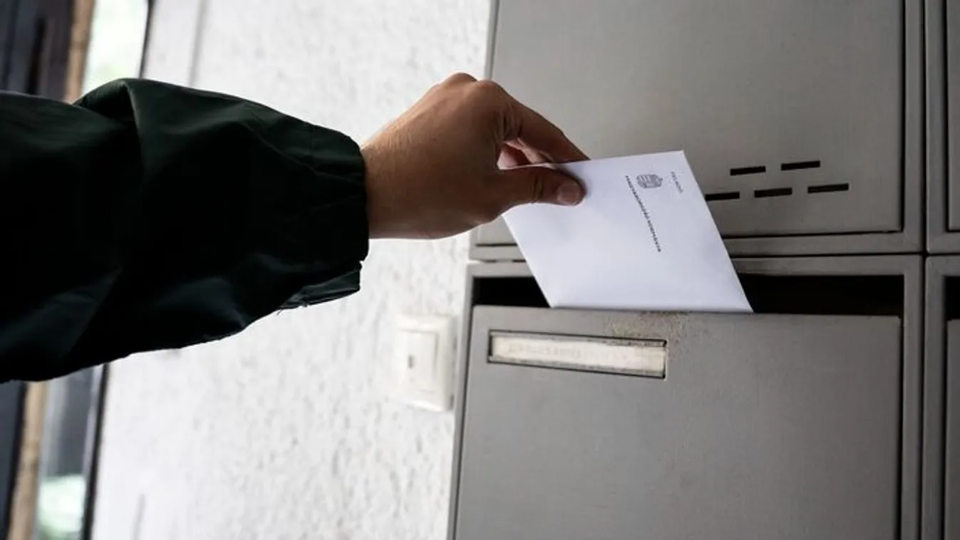 Nemzeti konzultáció: 2 millió embernek már postázták
