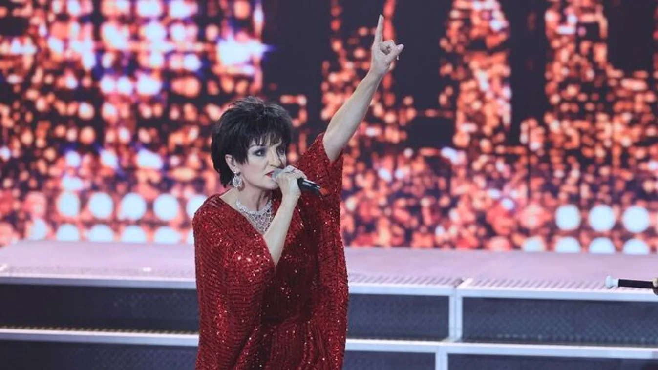 Sztárban Sztár: Szandi nászútja helyszínéről énekelt