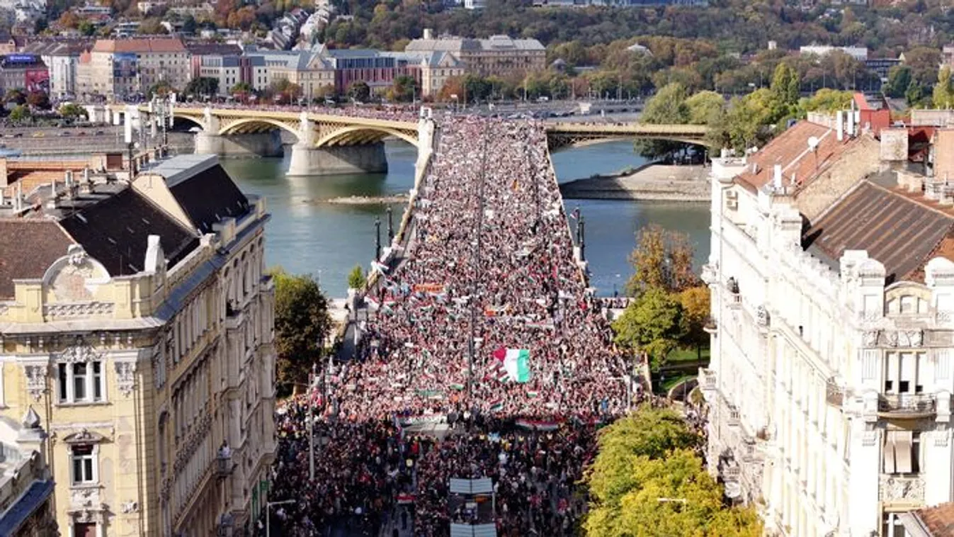Hidegrázós videót posztolt Orbán Viktor a Békemenetről