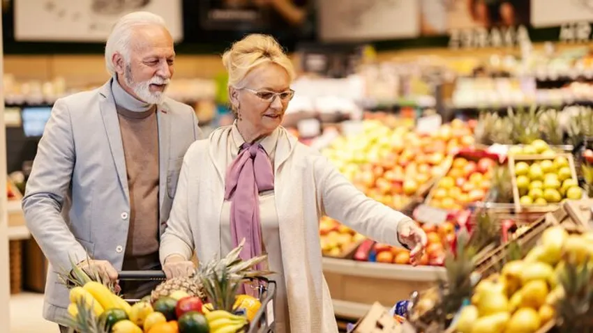 Tisza Párt: A nők nyugdíja 40 év után elmebetegség!