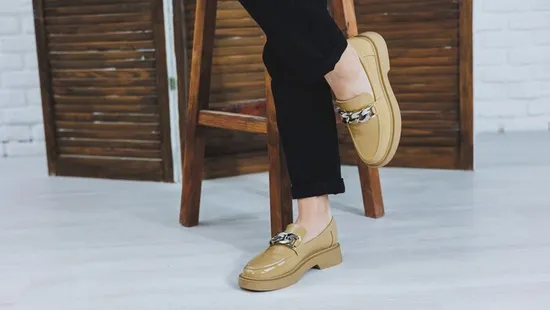 Ezzel a cipővel lesz durván szexi ősszel a farmer, így vedd fel