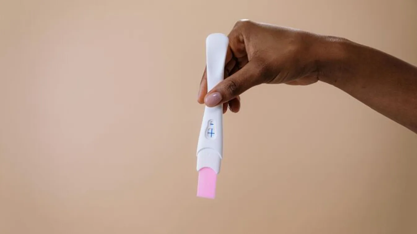 "Pozitív terhességi tesztet készített a barátnőm, szakítok"