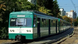 Most érkezett: gázolt a HÉV, nagy a baj