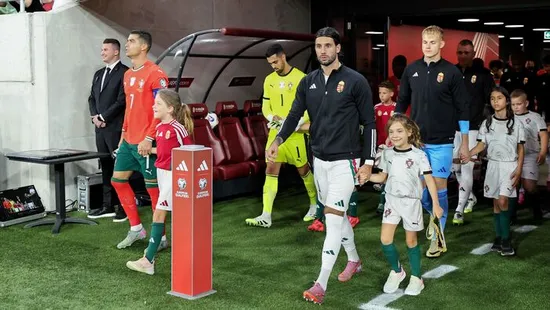 Alkalmatlan: Hazaküldtek egy kezdőjátékost órákkal a portugál-magyar meccs előtt