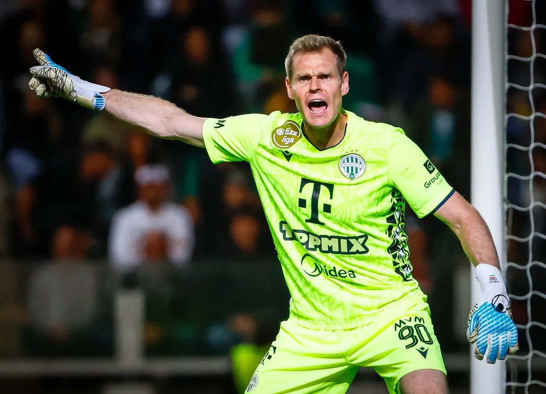 Dibusz Dénes, Fradi