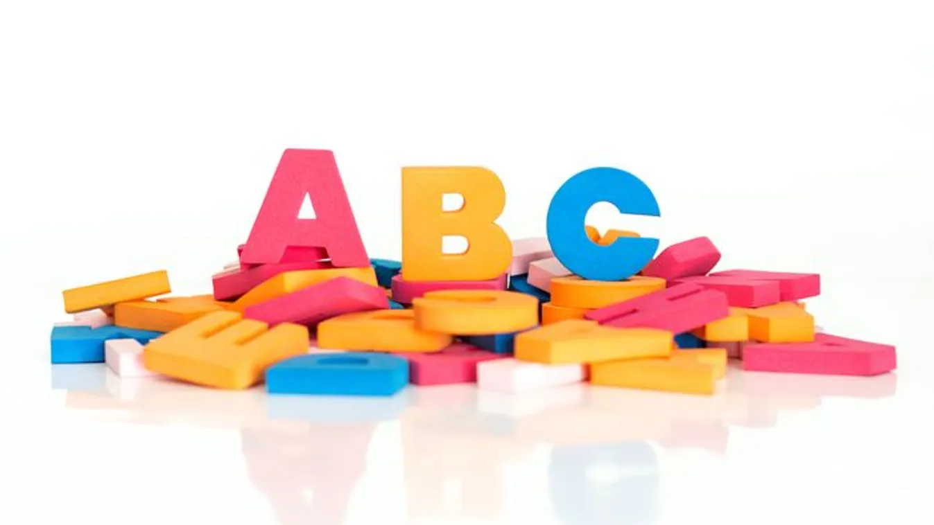 Rövid vagy hosszú magánhangzóval írnád?