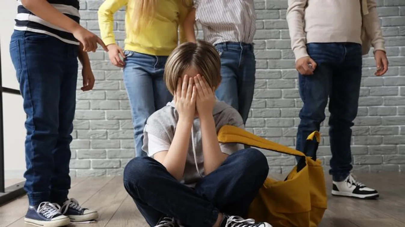 Muszlim diákok miatt áll a bál