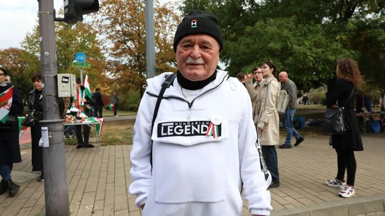 Nagy Feró a Békemeneten: „Maradjunk ki az összes háborúból!”