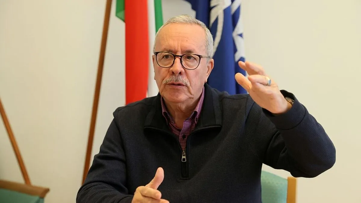 Bakondi György, migráció