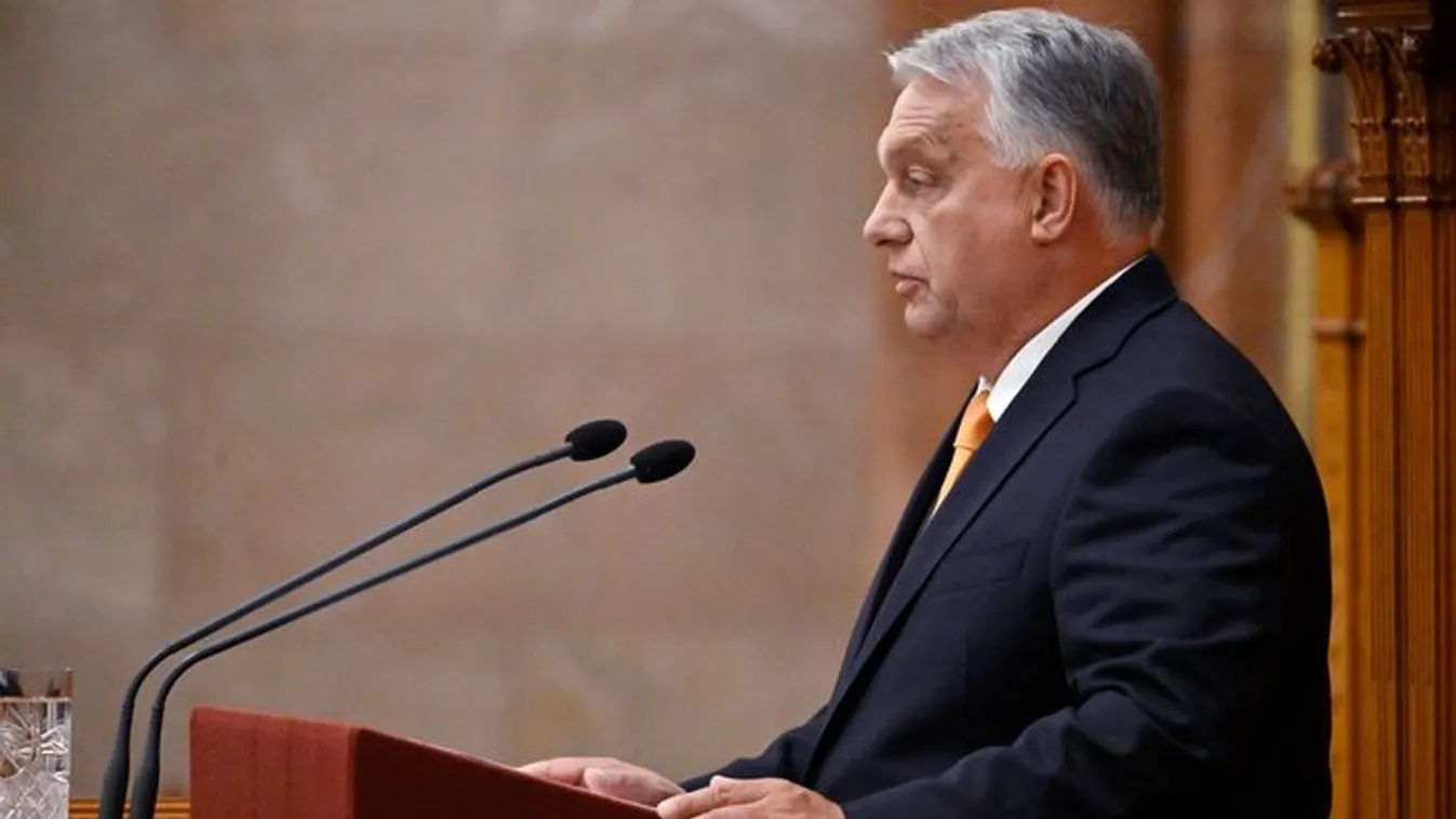 Orbán Viktor a Kossuth téren mond beszédet október 23-án