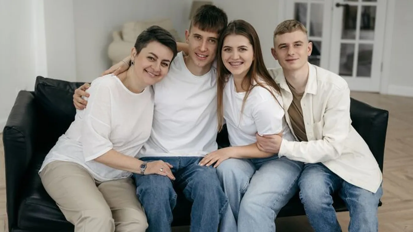 Több maradhat a háromgyerekes nyugdíjas anyák zsebében is