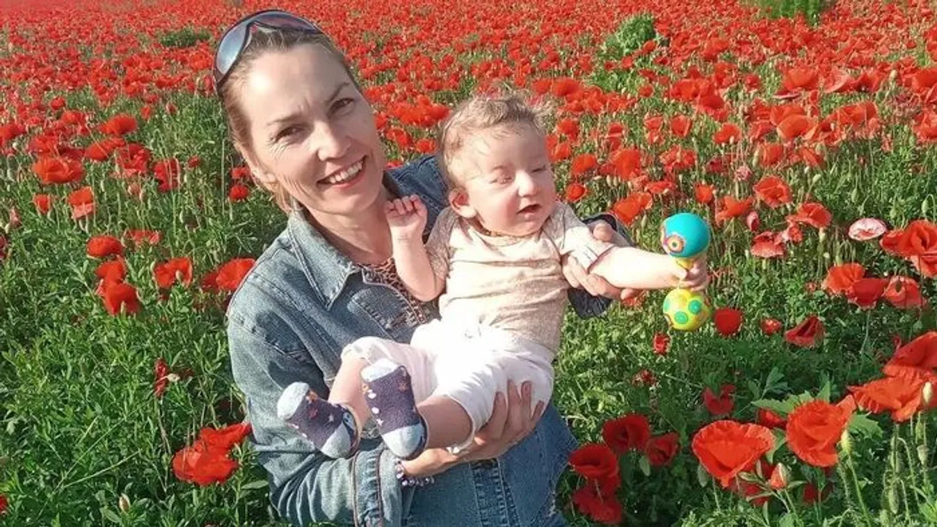 Imola művészetével teremt jövőt beteg kislányának