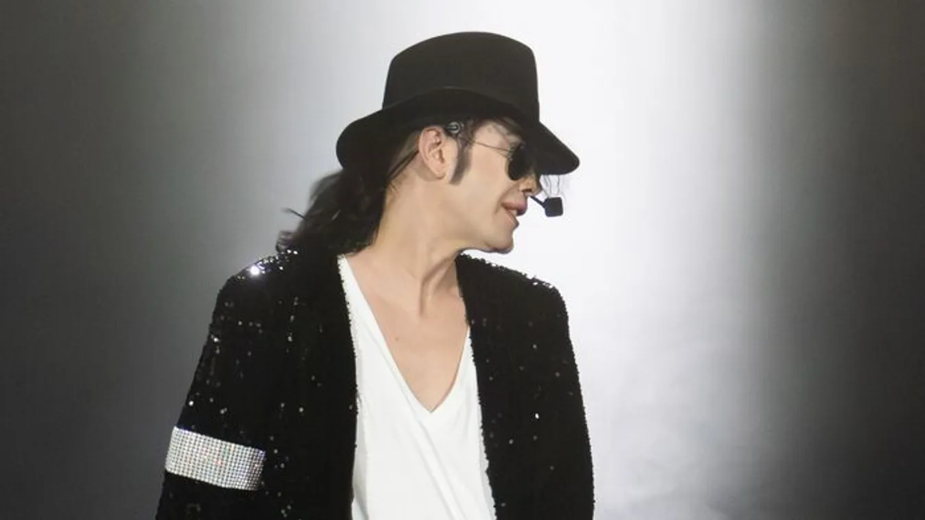 Károly több milliót költött, hogy Jacksonra hasonlítson