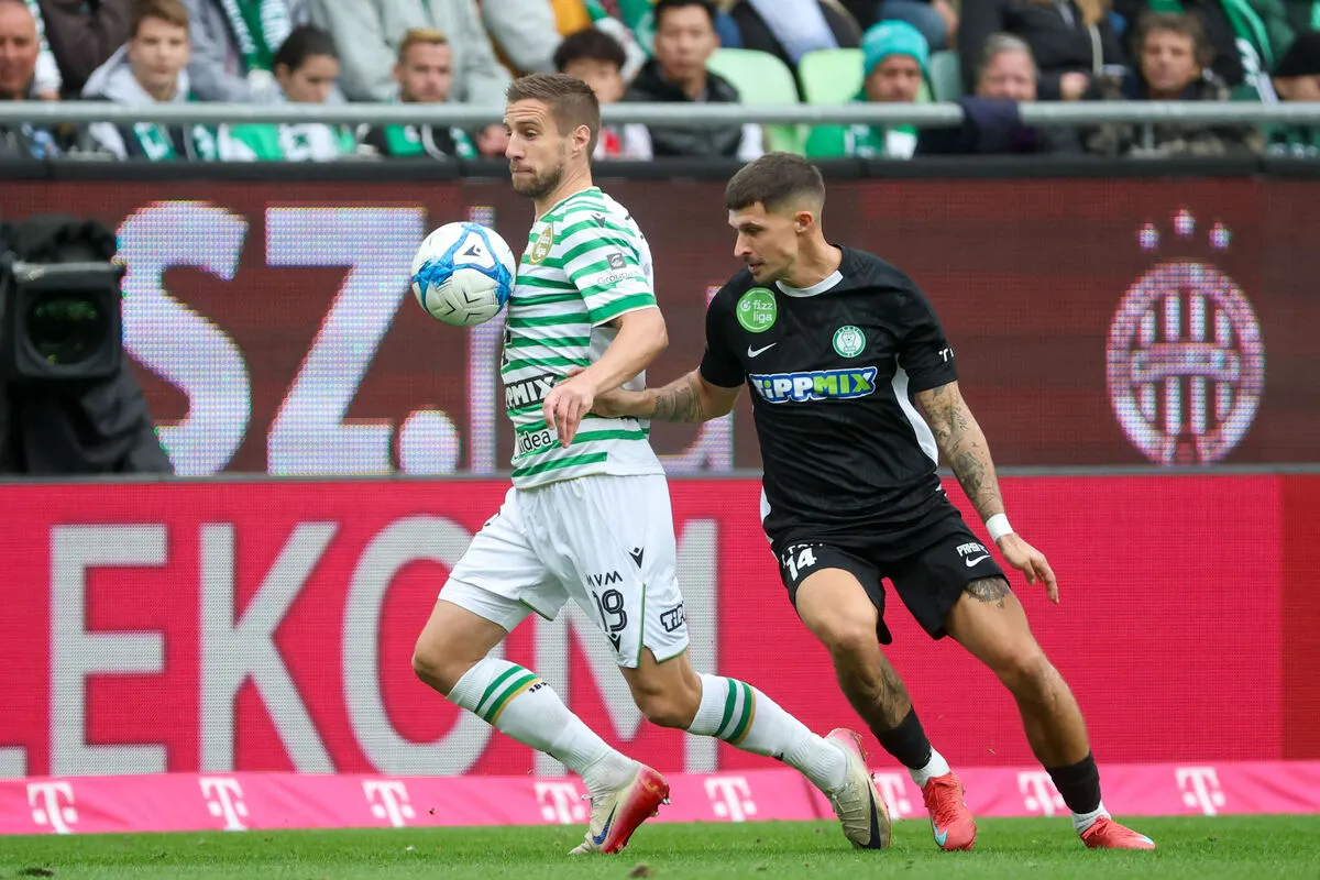 Varga Barnabás 100. alkalommal játszot, gólt is szerzett a Fradi-Paks meccsen