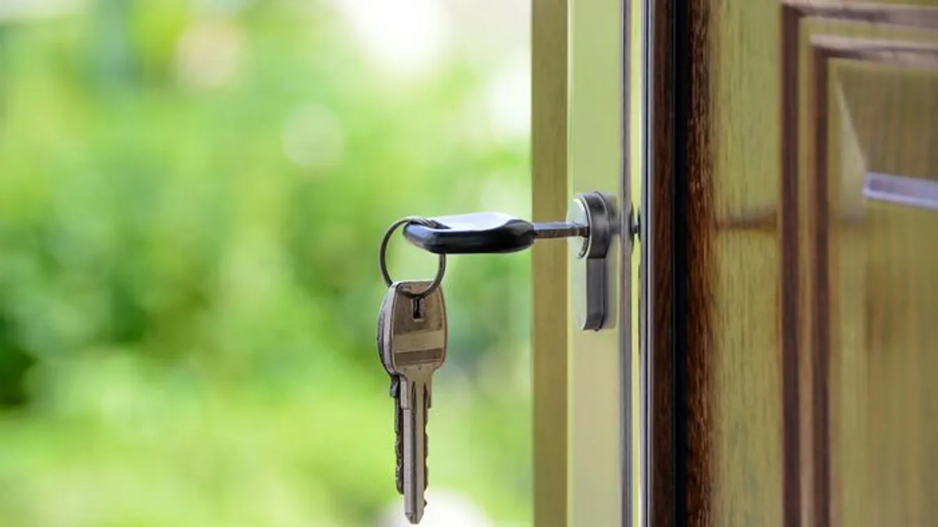 Hihetetlen! Már az ötödik lakását veszi az influenszer