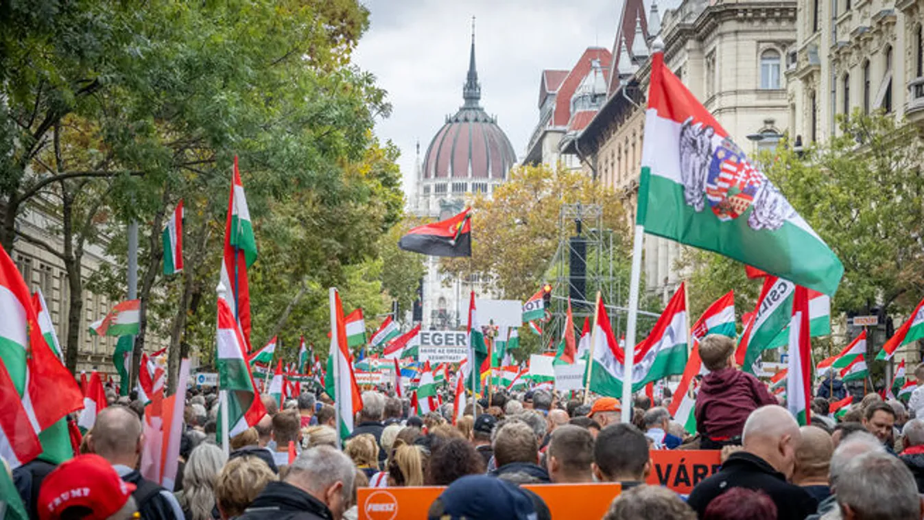 Kiderült: közel kétszer annyi embert érdekelt a Békemenet