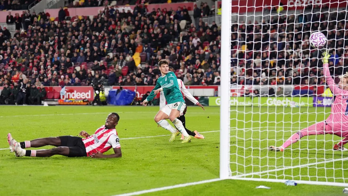 Kerkez Milos megszerezte első gólját a Brentford-Liverpool mérkőzésen, de Arne Slot nem volt elégedett a csapatával