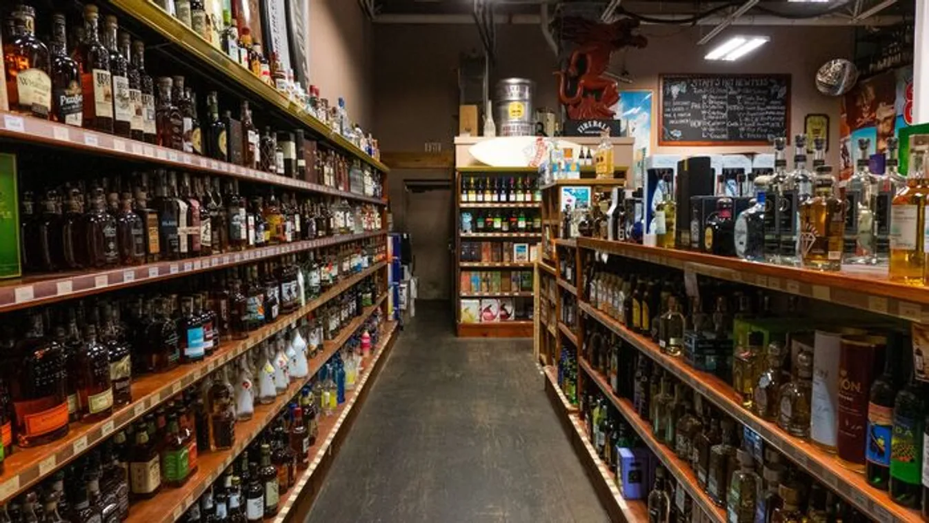 Országos éjszakai alkoholtilalom jöhet Lengyelországban