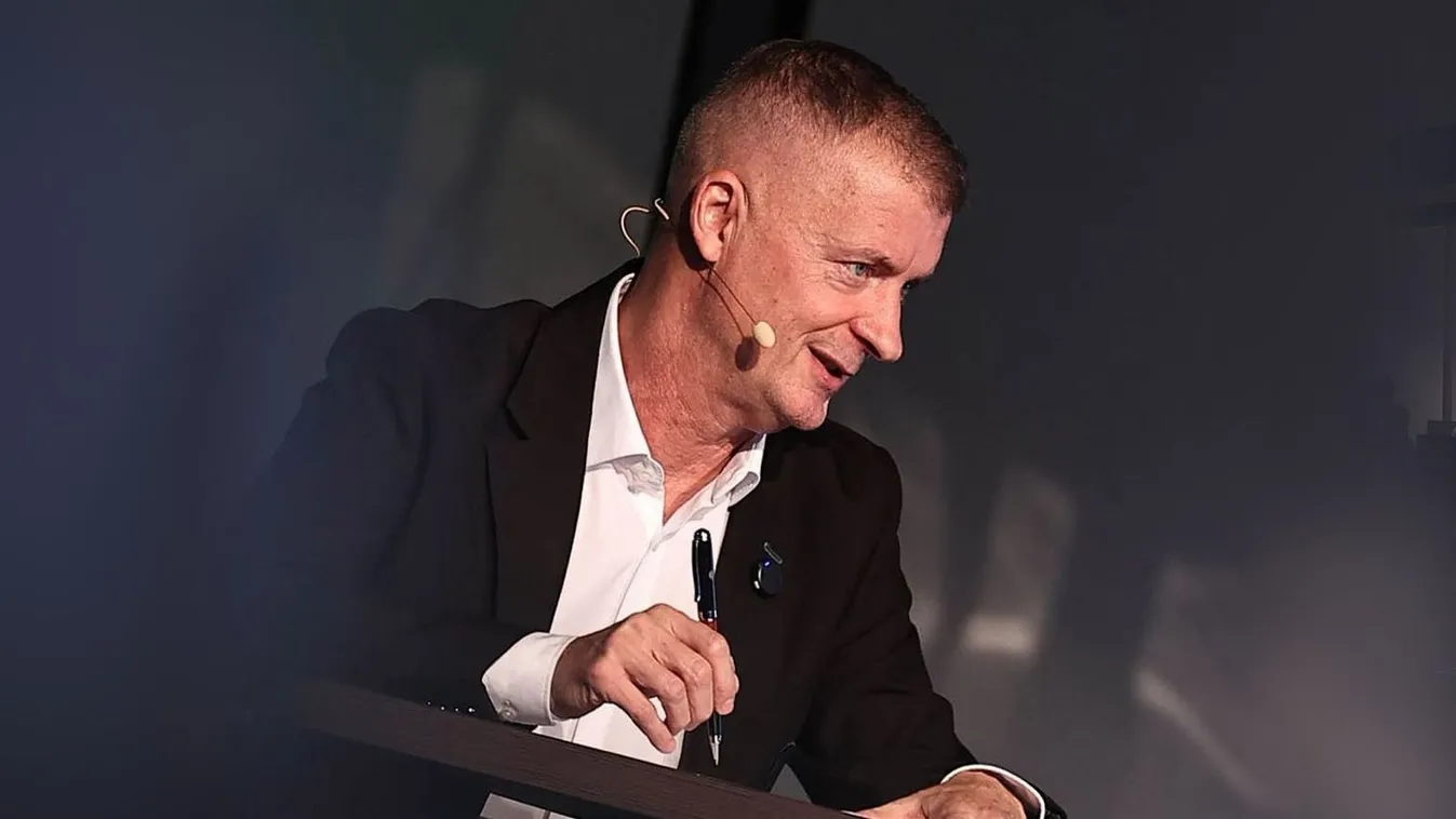 Kubatov Gábor elárulta, mikor tartja kongresszusát a Fidesz