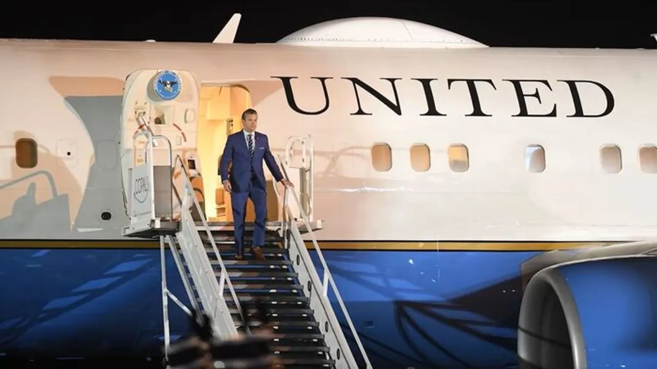 Kényszerleszállást hajtott végre az amerikai miniszter gépe