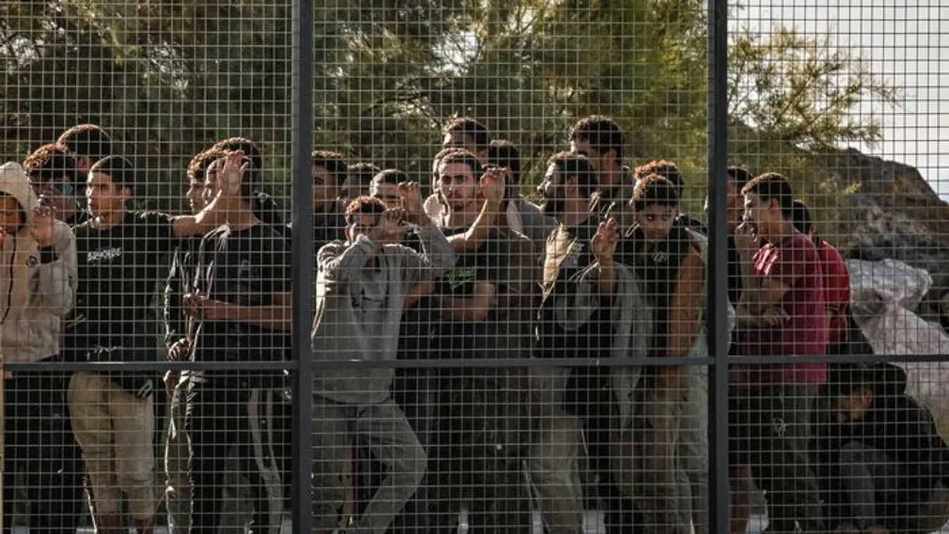 Görögország drasztikus megszorításokat tervez