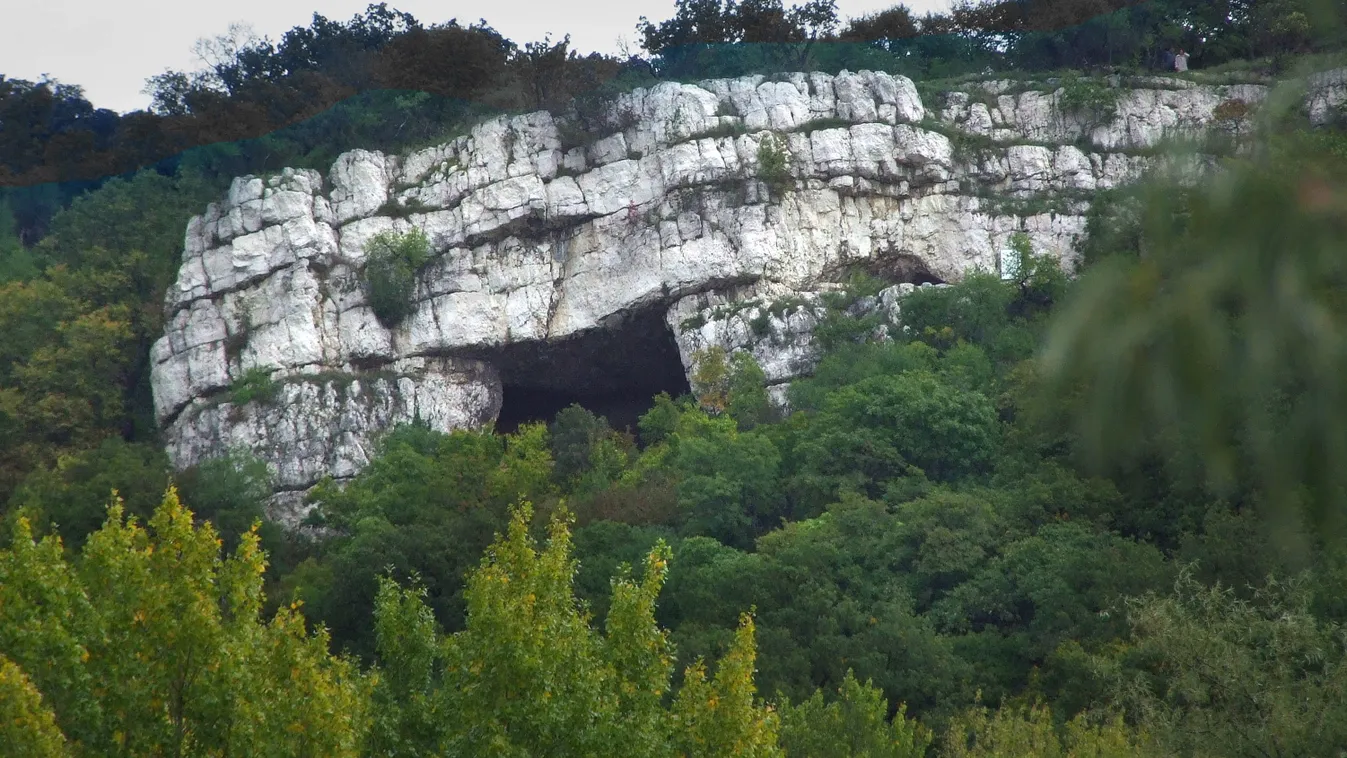 Hihetetlen, hogyan élte túl a három barlangász a vihart